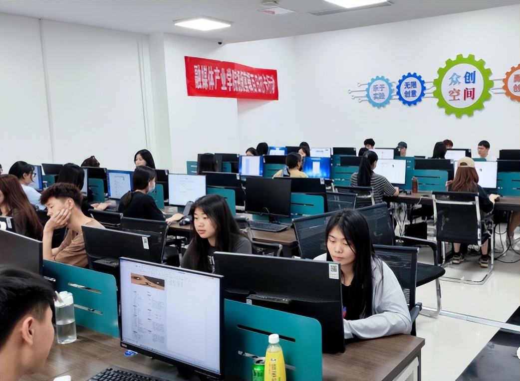 郑州财税金融职业学院2024专业,郑州财税金融职业学院专业哪个好