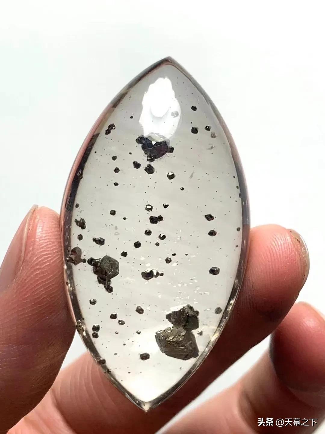 天然水晶吊坠推荐,天然水晶吊坠制作