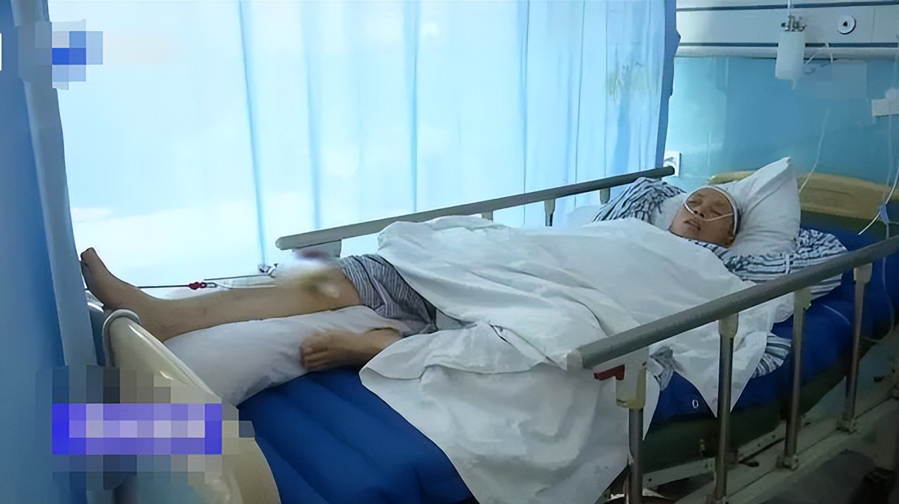 男子灌肠排出大量粪便,男子用大肠灌小肠