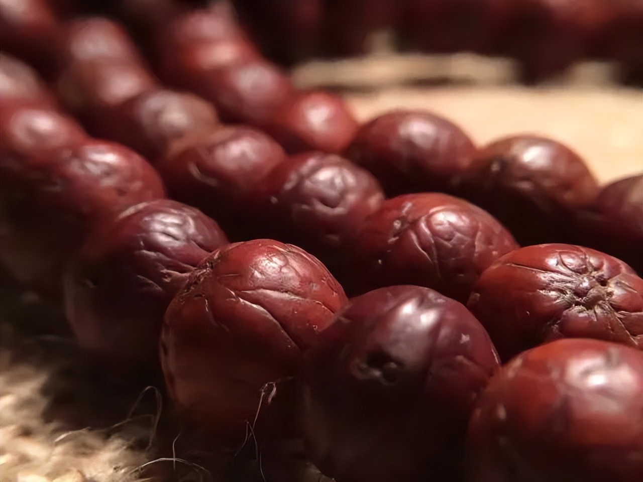 凤眼牛津红和玛瑙红,凤眼后期牛津红还能看出黑线吗