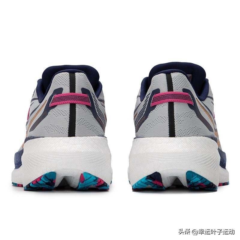 索康尼和亚瑟士顶级跑鞋,亚瑟士kayano29对比飞马39哪个好