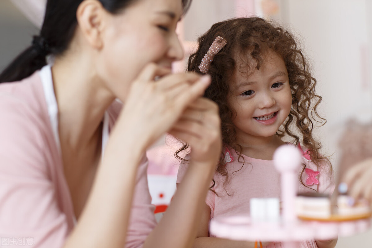 谁言寸草心报得三春晖全诗,谁言寸草心报得三春晖表达了什么