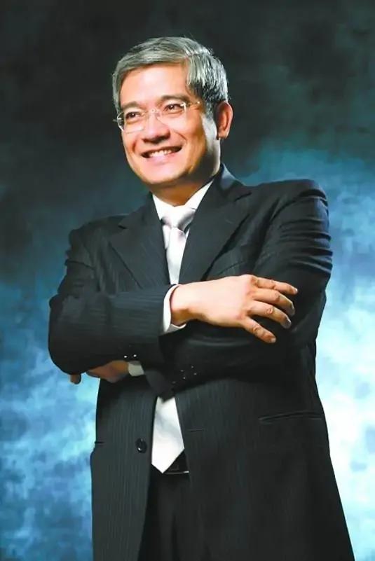 郎咸平教授婚姻状况,经济学家郎咸平现状