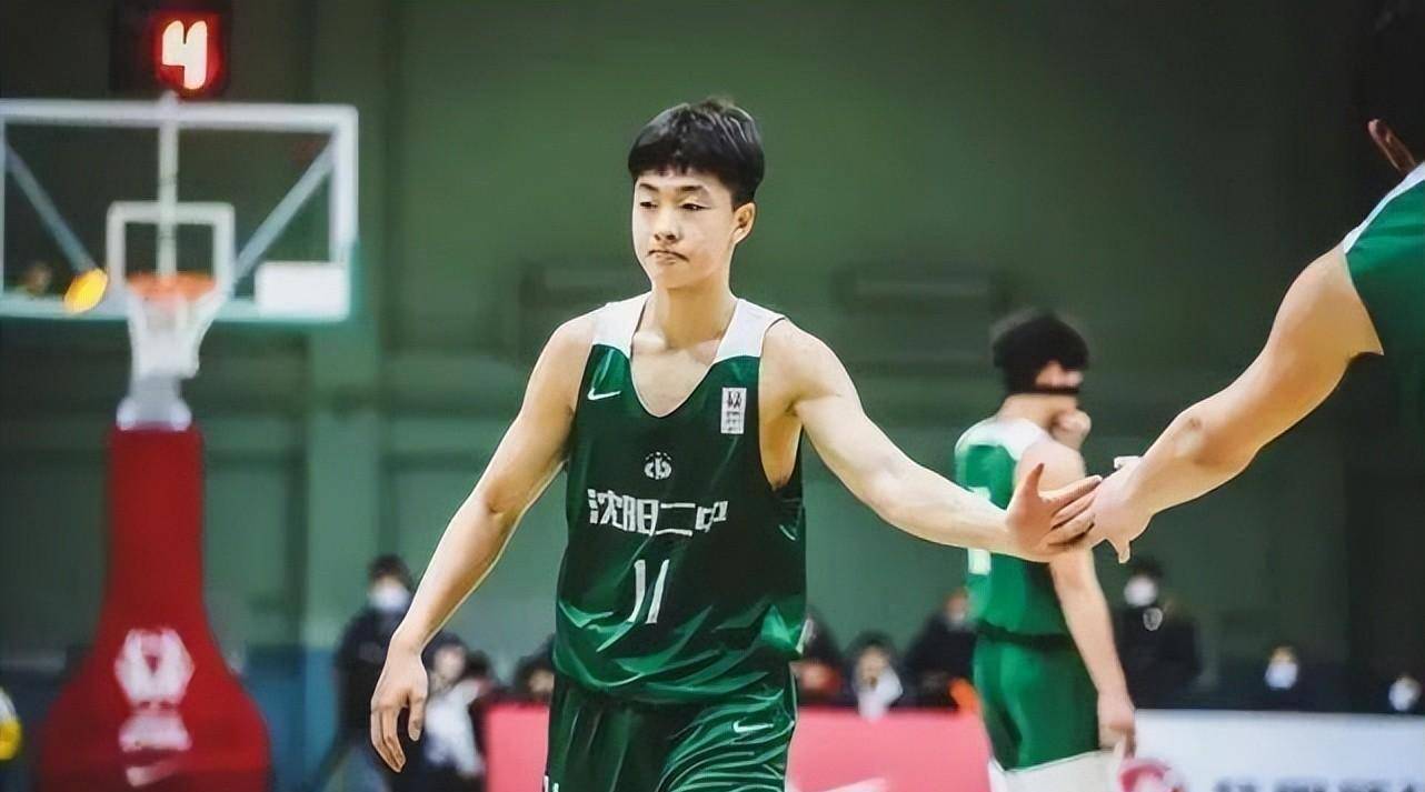 辽宁21岁球员,杨鸣辽宁最新消息