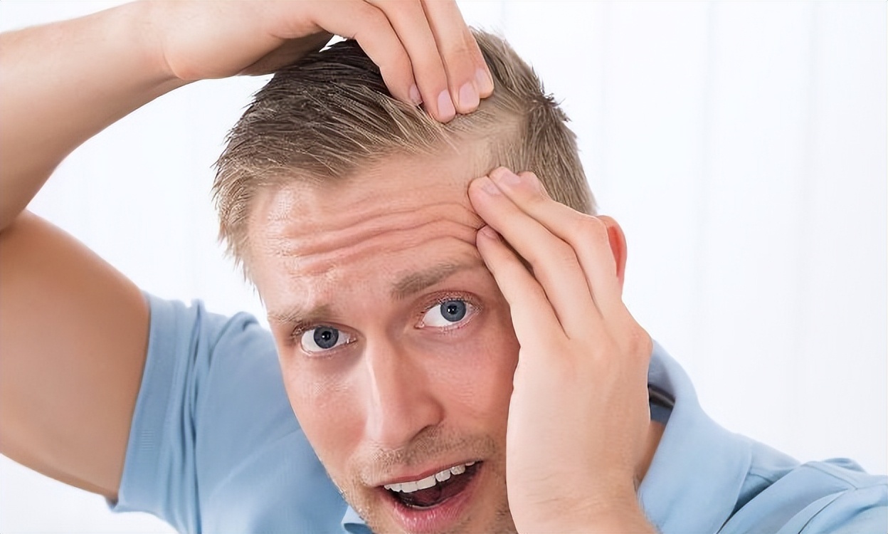 什么迹象可以看出男人衰老了,男人进入衰老期的四大表现