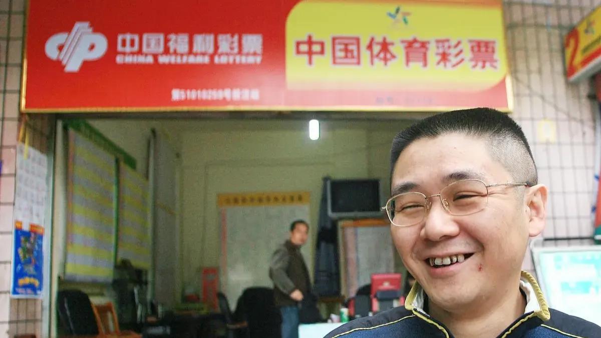 24077期双色球万元大票晒票,双色球22030期4张万元大票提前晒