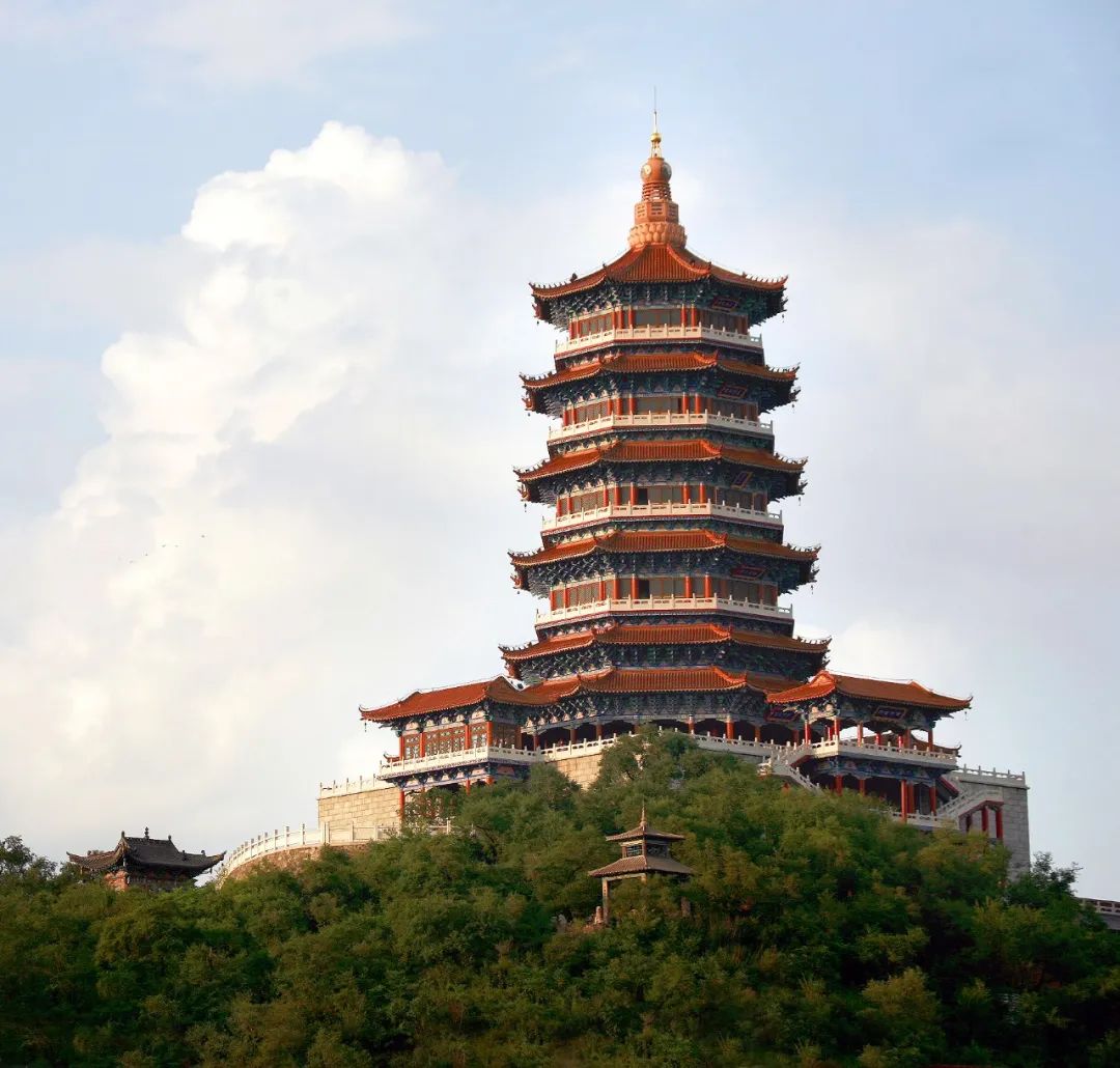 性价比超高的出行的地方,性价比更高最美景点推荐