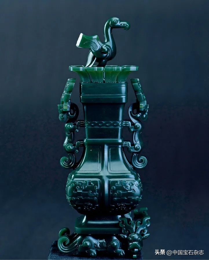 青铜化玉现状图片,青铜化玉石特点