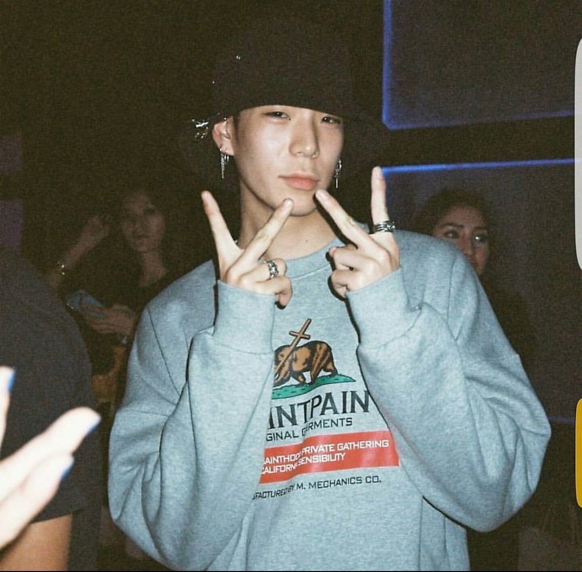 泰国仔Jaylerr穿搭：长得好看又有钱的人，平时是怎么穿衣的？