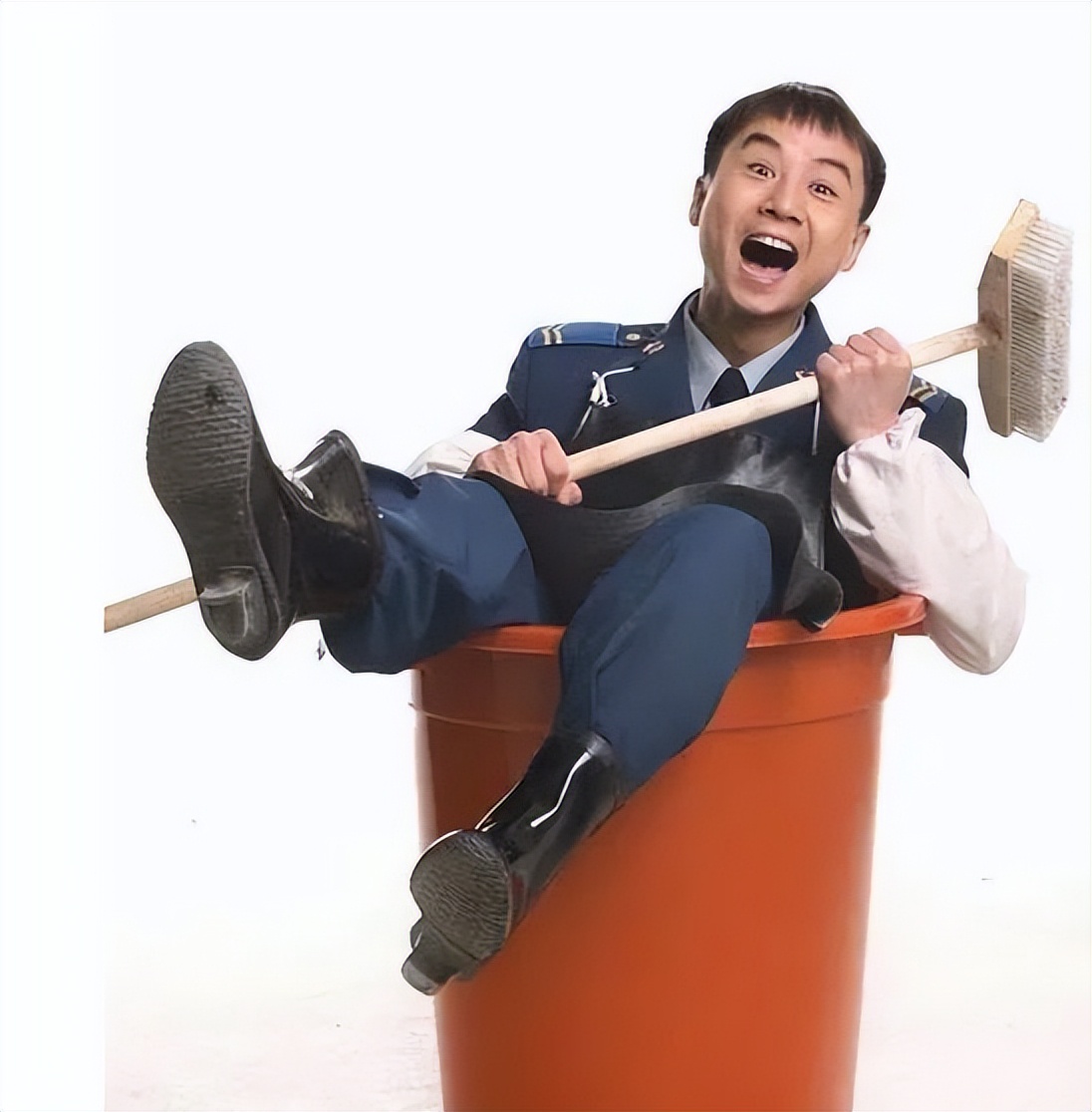 苇青演疯老太太,老太太演员苇青