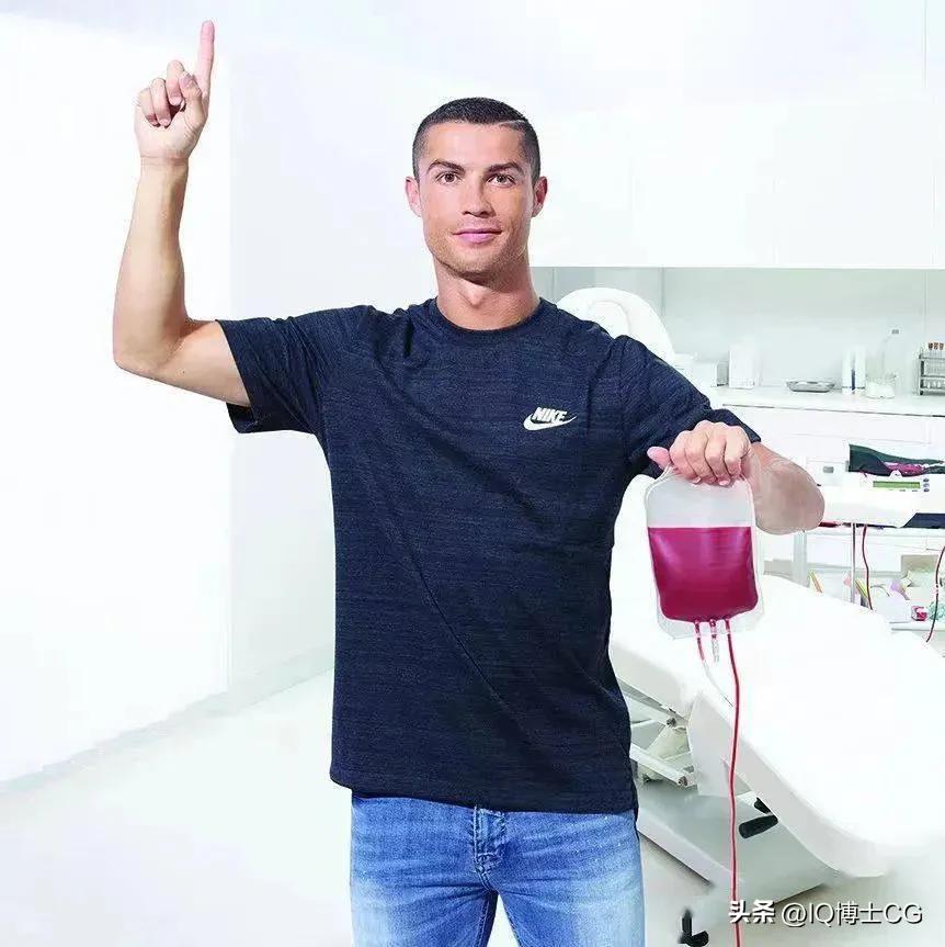 c罗年轻时独自一人踏上生涯之路,年轻的c罗就已成就世界级球员