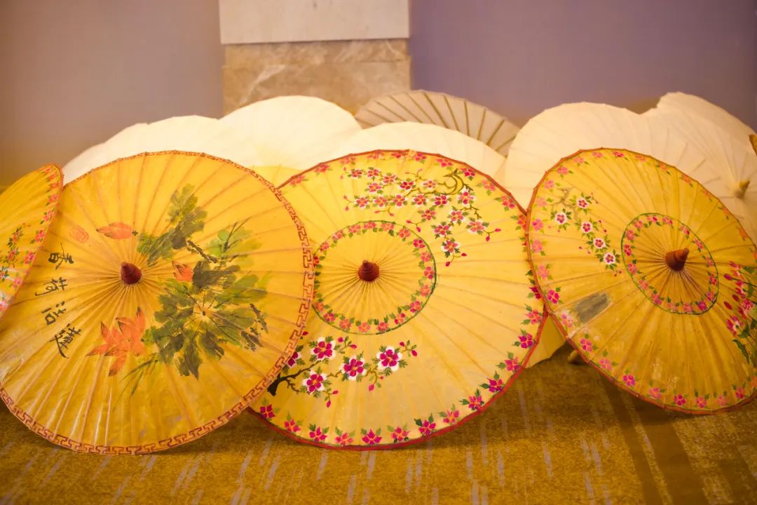 腾冲旅游必买礼包,到腾冲旅游应该买什么纪念品呢