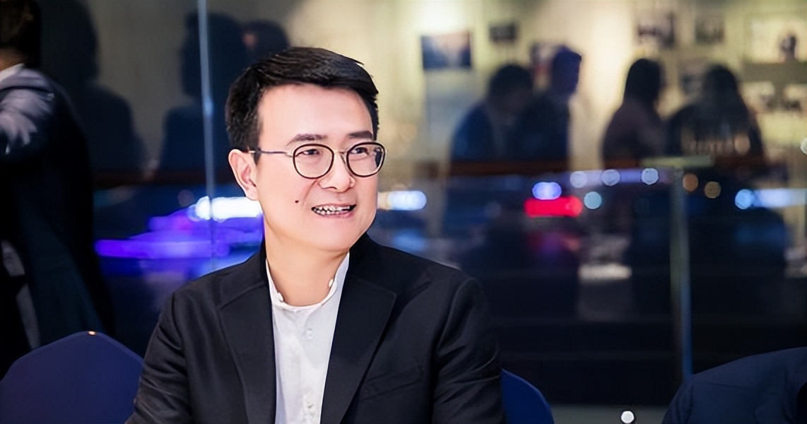 星河控股集团董事长,深圳市星河控股集团有限公司