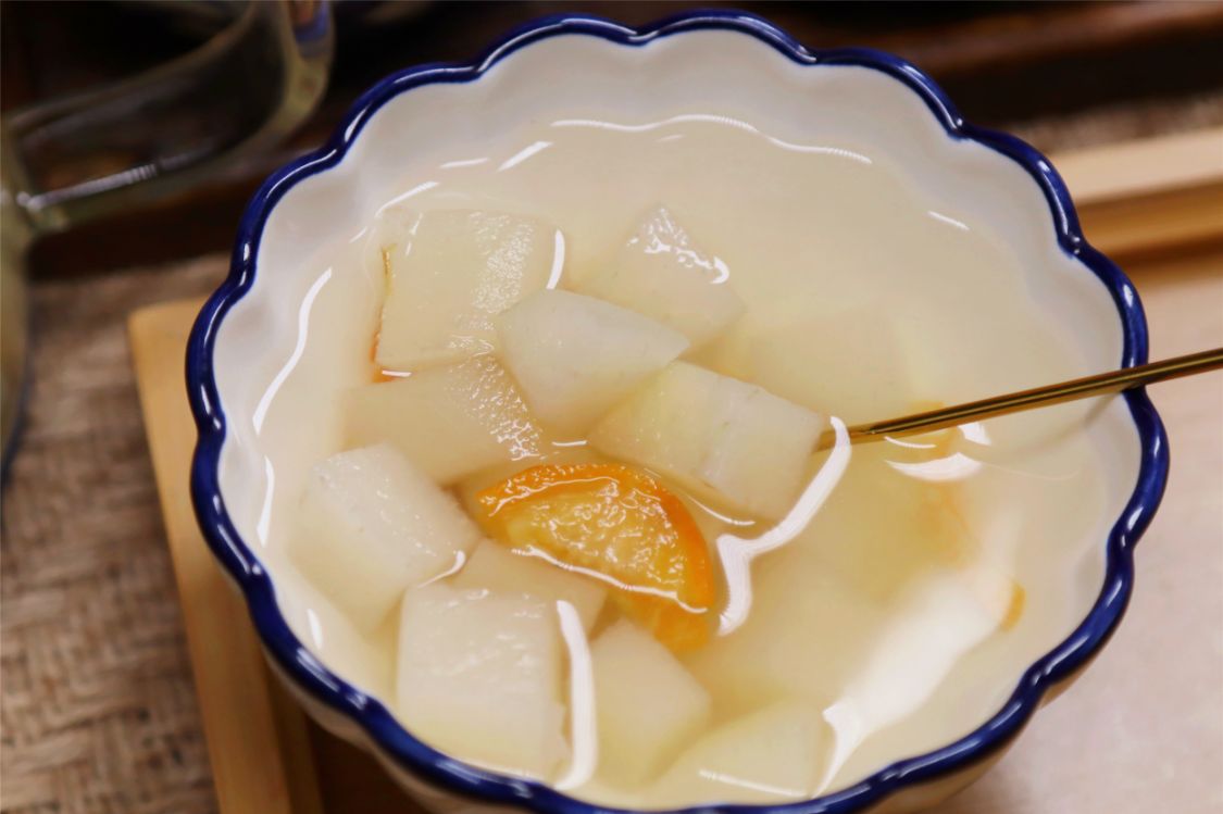 春天天气干燥煲什么汤可以滋润,冬天滋润营养又去燥的5道汤