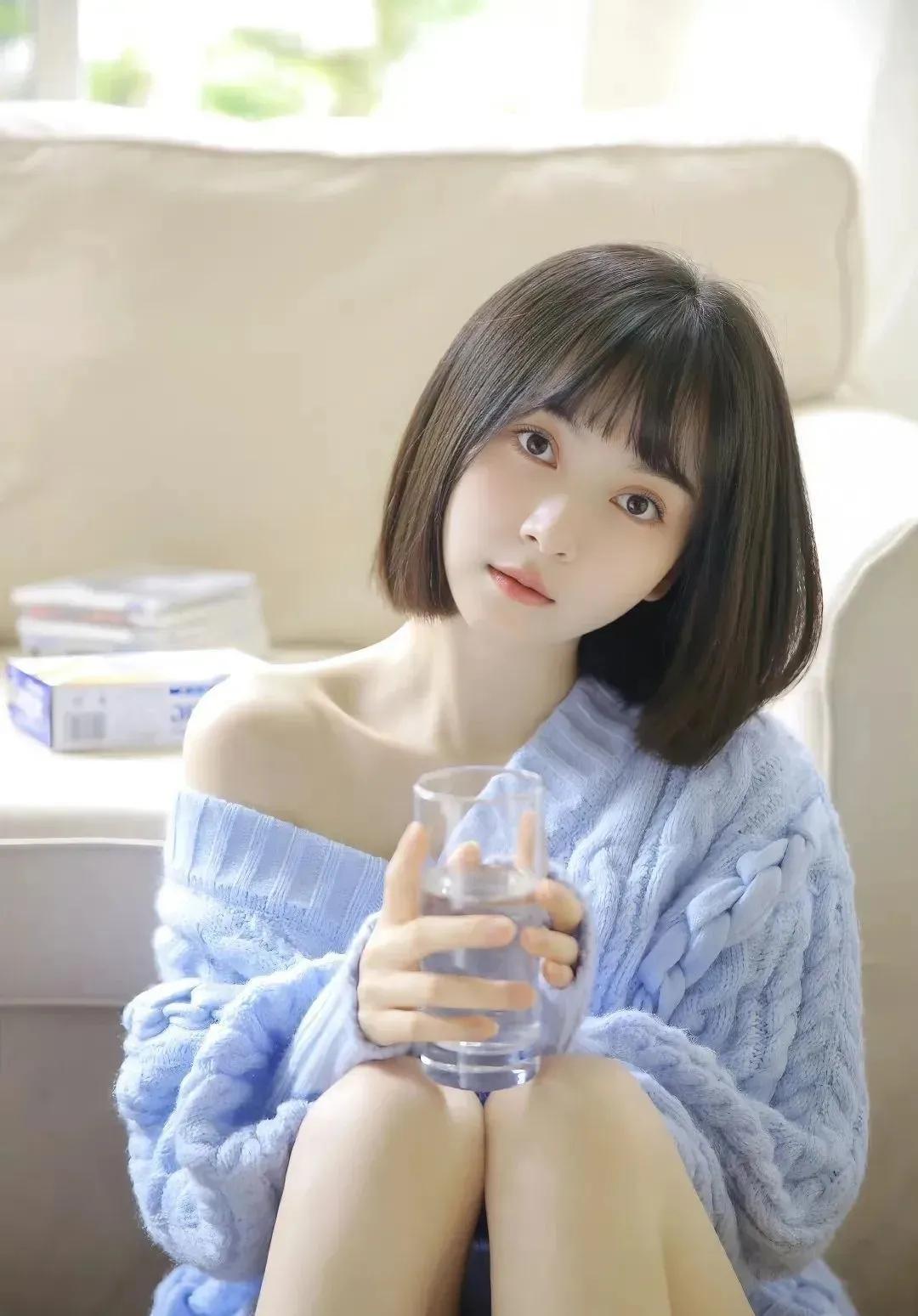 从上往下结的经典v领毛衣,慵懒风麻花v领毛衣女