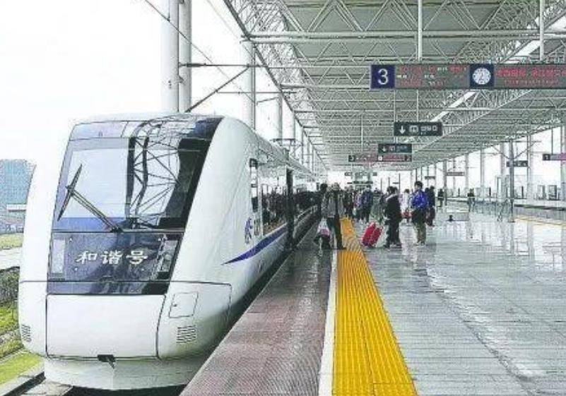 中国最重要的4条高铁线,中国首条开通的高铁线