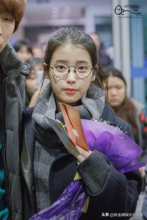 李钟硕说iu是朋友,iu李钟硕原来什么关系