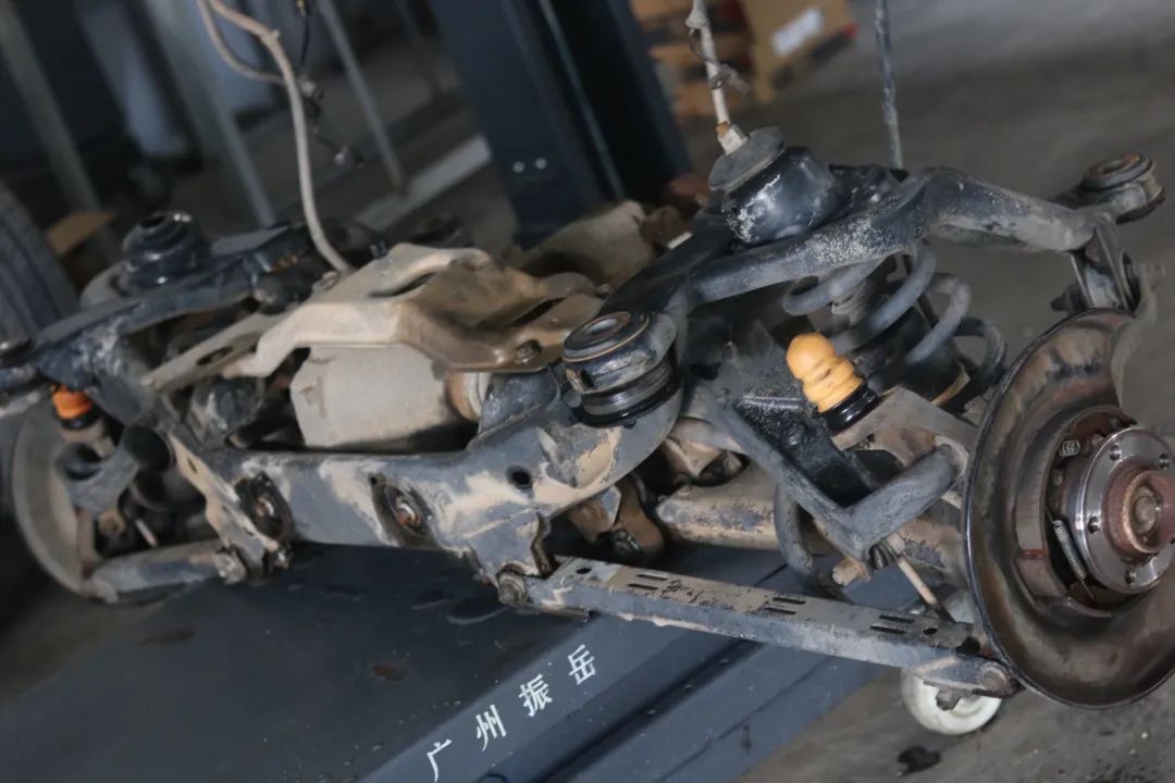 80年沃尔沃xc90出售,08款沃尔沃xc90二手多少钱