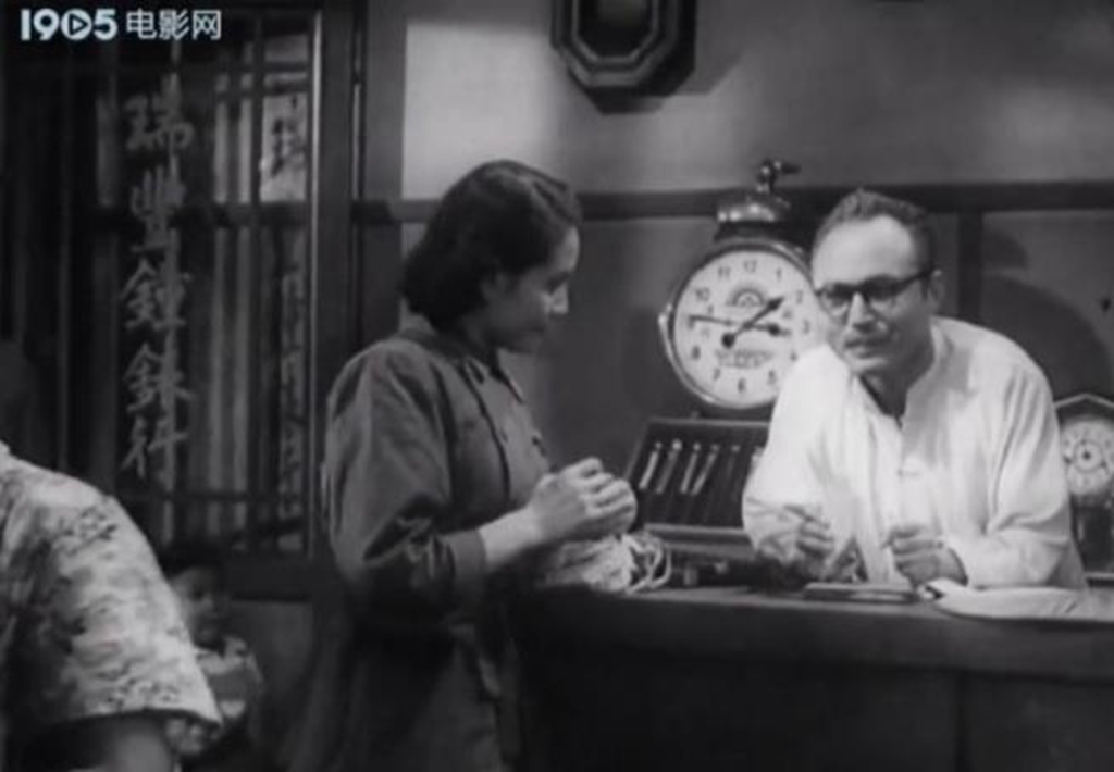 惊险反特片《激战前夜》：66载岁月如梭，女主角饰演者袁霞已90岁