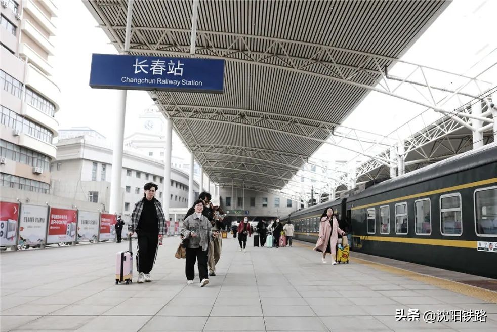 享受专车接送待遇,你的行李