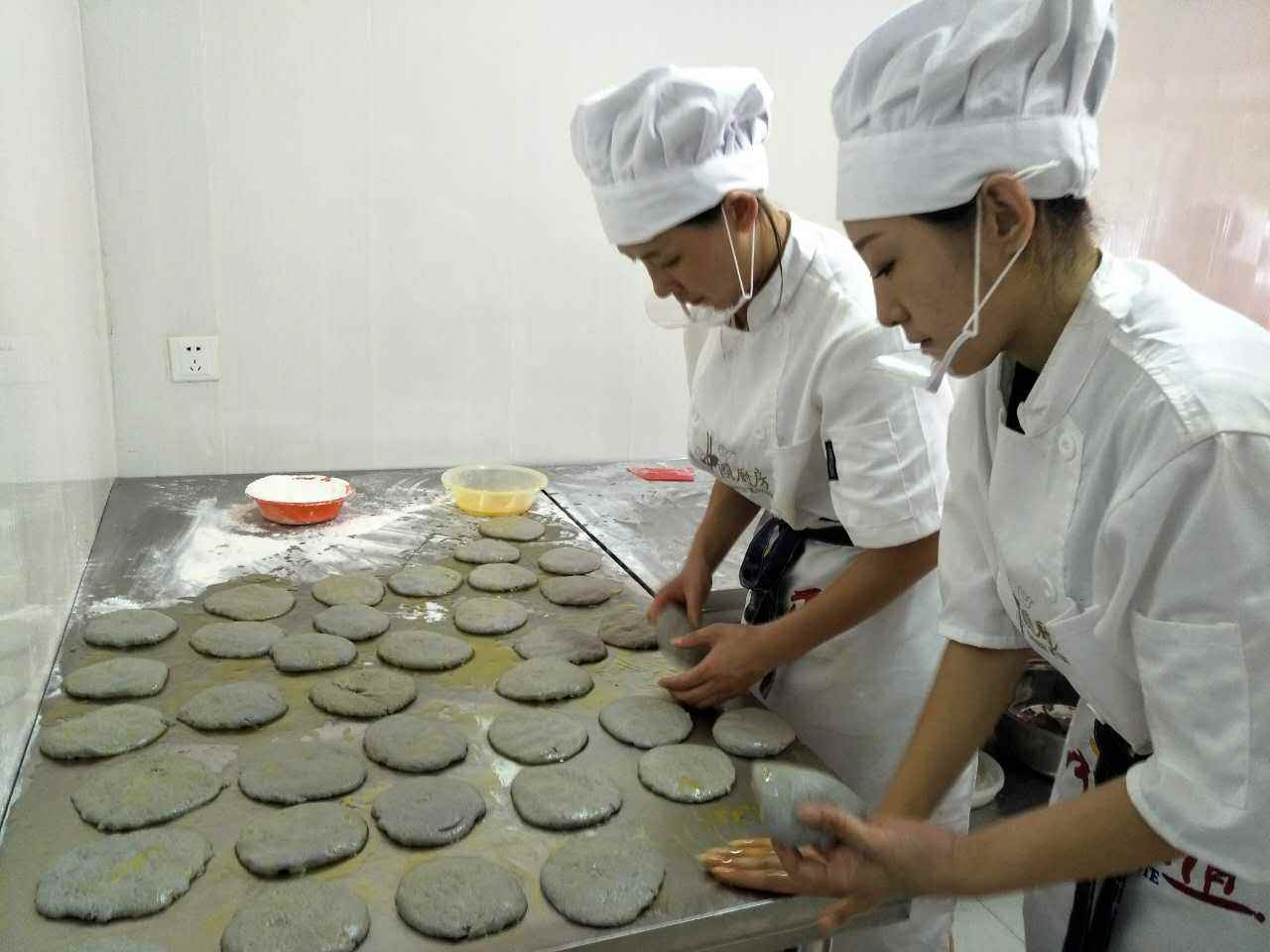 山东号航母每天的费用是多少,山东舰航母编队一年花费多少