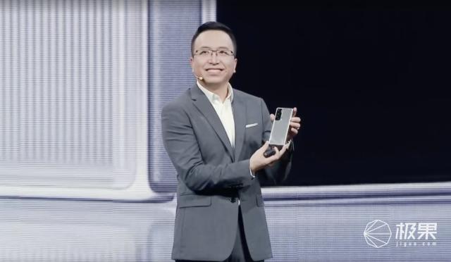 荣耀首款折叠屏手机值不值得入手,荣耀首款折叠屏手机发布9999元起