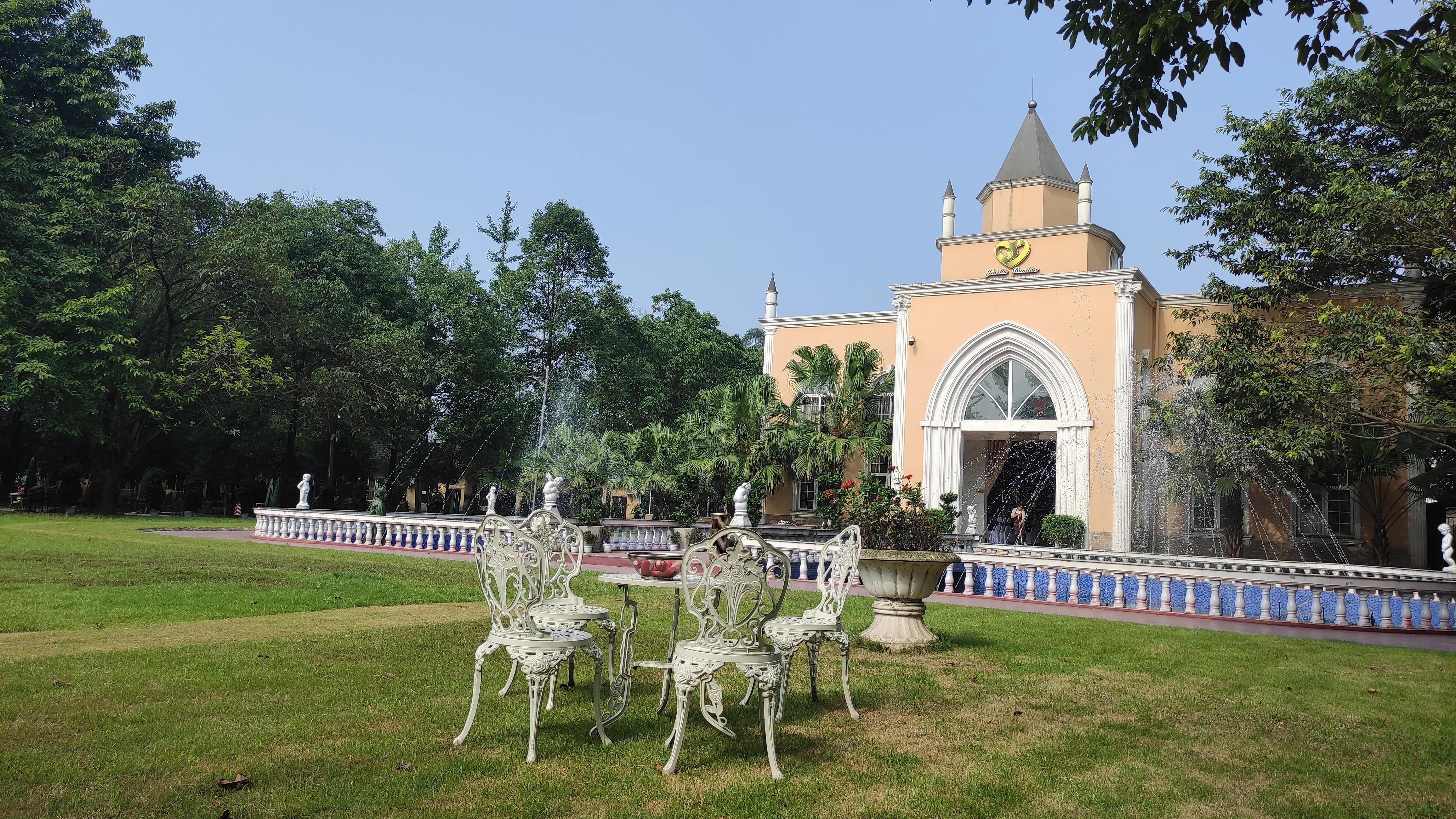 乐山金沙半岛烧烤,乐山金沙半岛图片