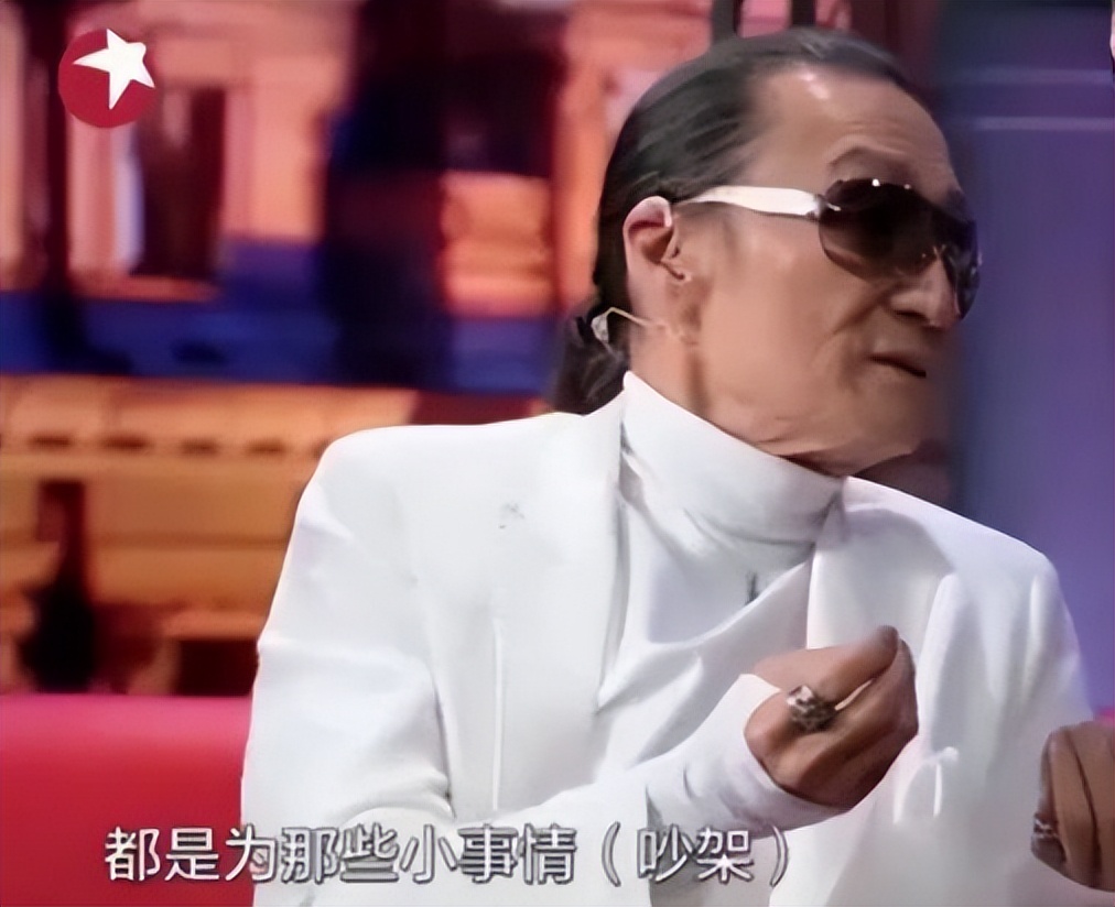 谢贤李小龙向华强,谢贤跟李小龙合影