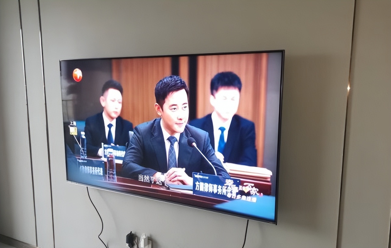 华为98寸电视和tcl98寸电视,华为电视和tcl电视哪个好