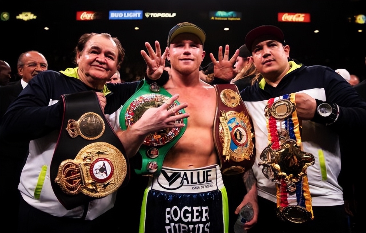 詹姆斯收入与c罗对比,詹姆斯年度收入排行