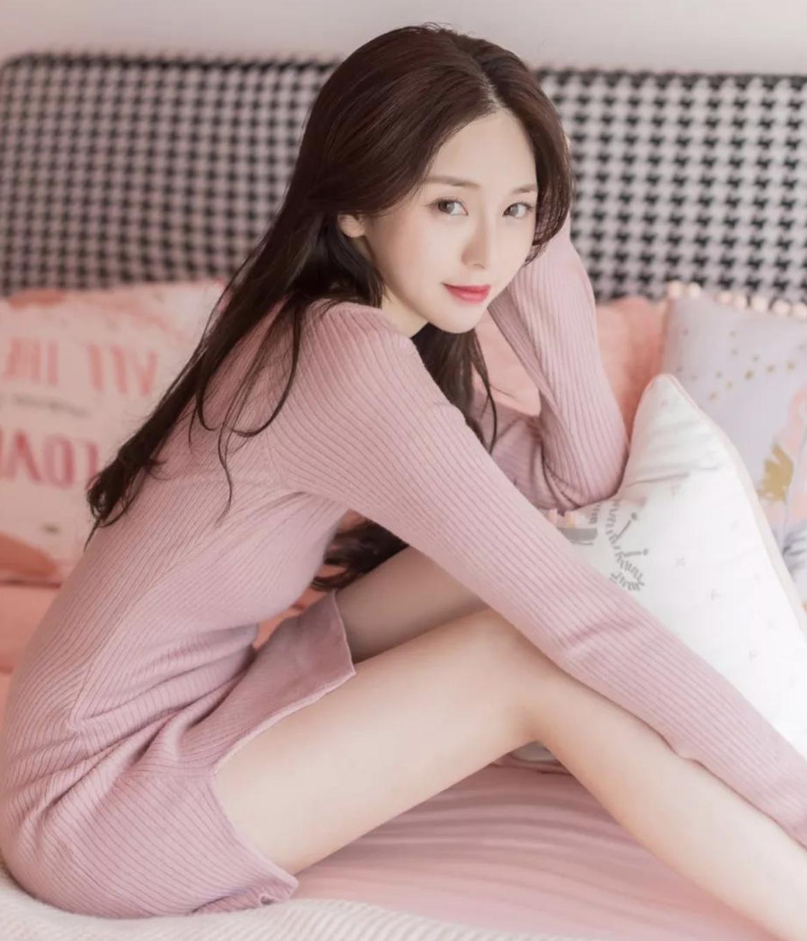 厦大程熙媛,厦大校花程熙媛露肩照