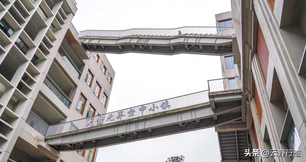 武汉旋转楼梯,悬浮楼梯武汉