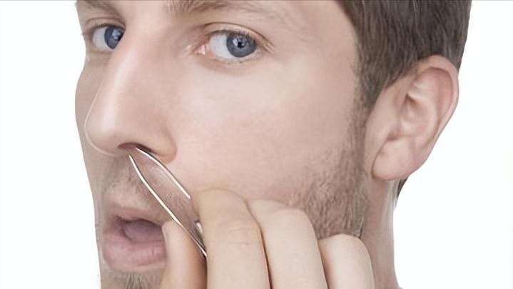 为什么男人的鼻毛总是窜出来,为什么男生的鼻毛总是往外长