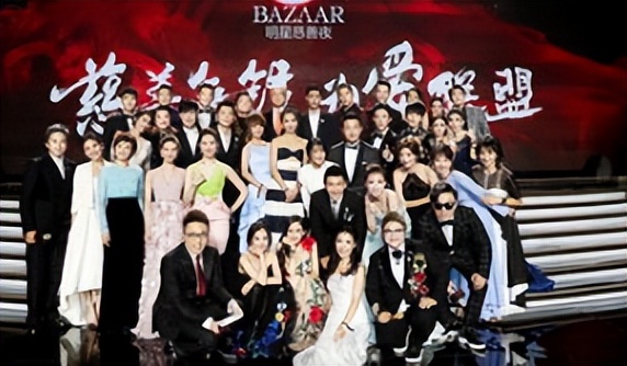 人走茶凉苏芒：封杀唐嫣被章子怡踹掉，毁伊能静婚礼被洪晃暗讽