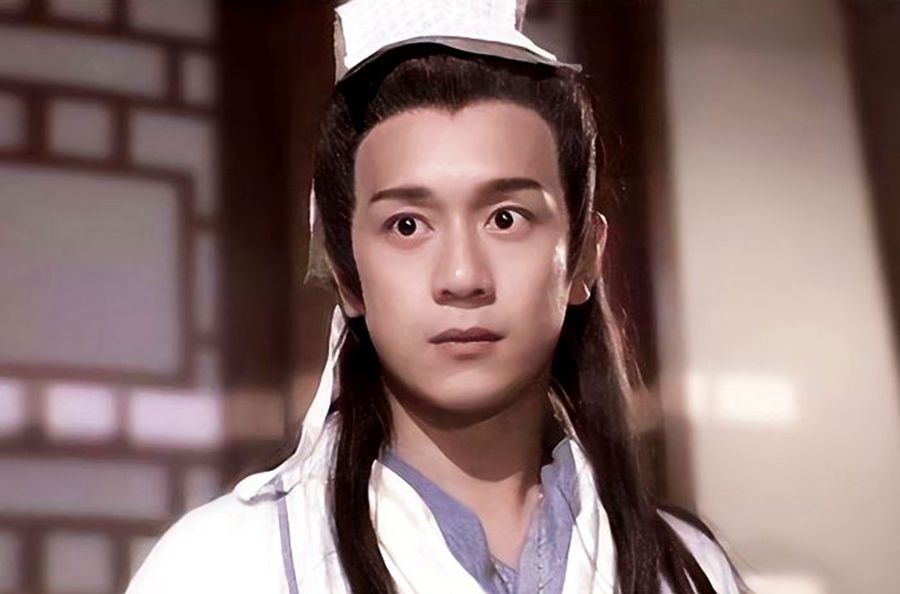 萧峰感叹段誉武功,乔峰段誉哪个武功厉害