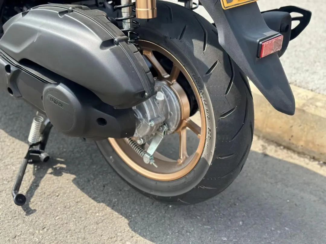 雅马哈aerosportsx换侧包围,雅马哈aerosports试驾