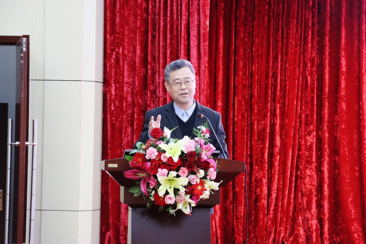 情暖夕阳爱心捐赠雅马哈电子琴捐赠活动在临沂市老年大学成功举办