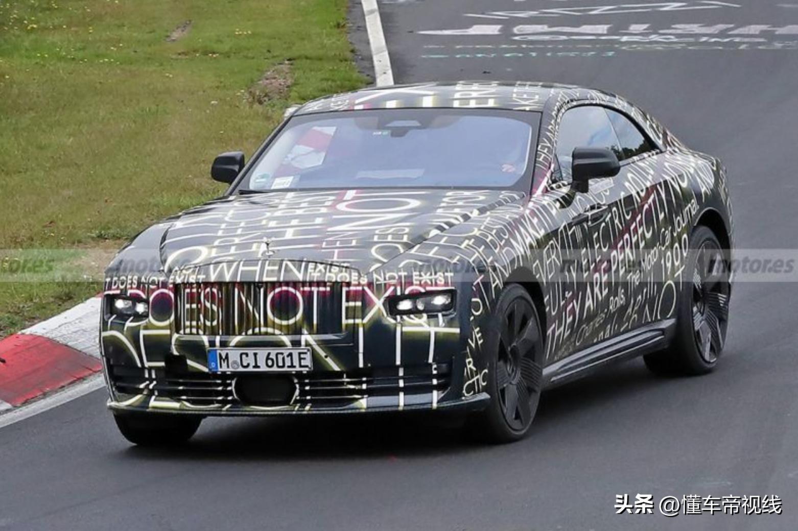 宝马ixm60德国高速测试,宝马ixm60高速续航实测