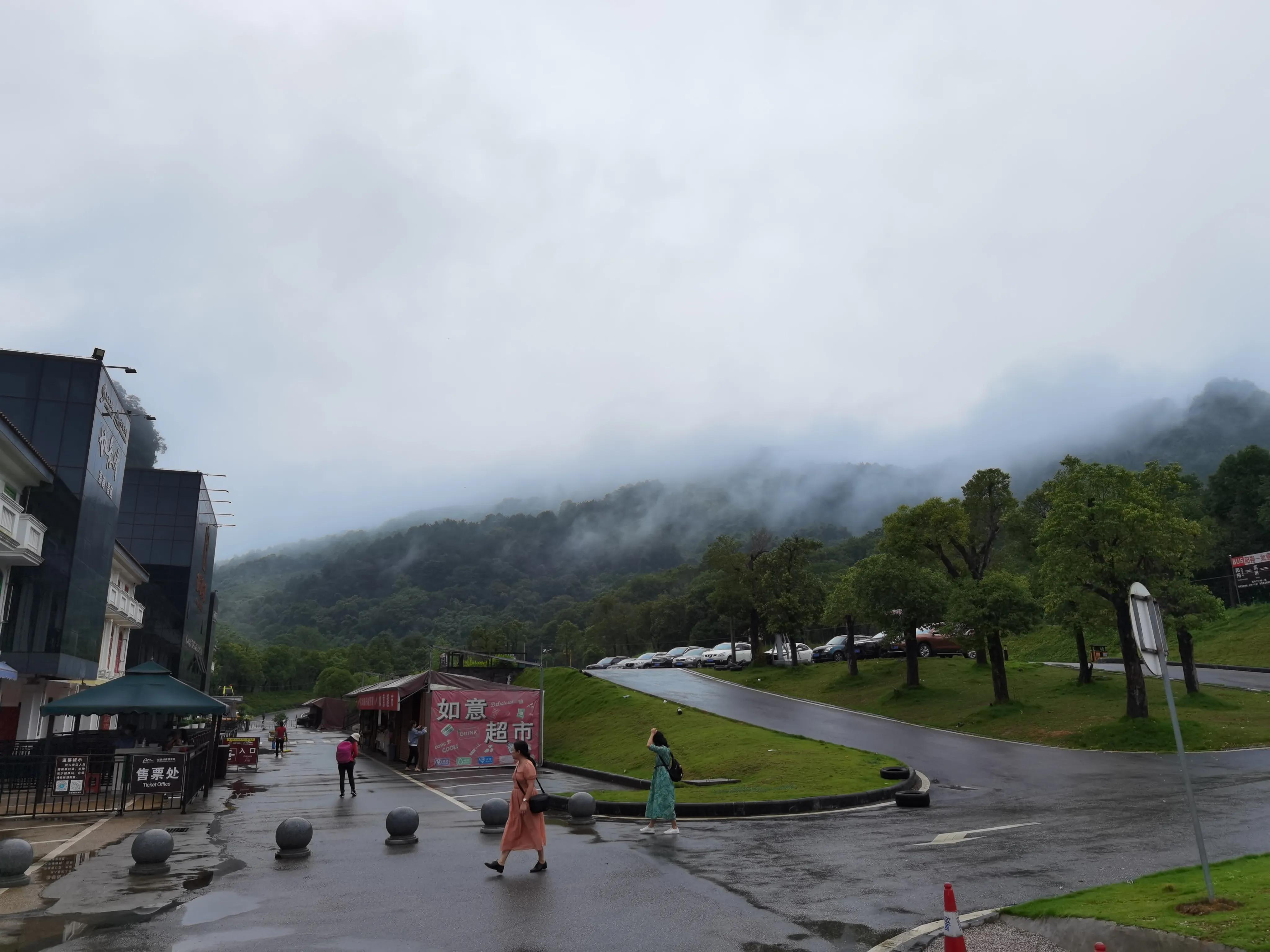 桂林阳朔如意峰一镜到底,阳朔如意峰全景