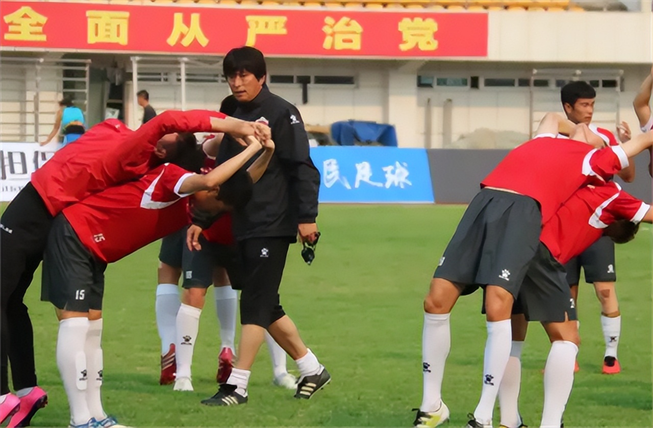 足球董礼强现在干啥,中国足球董礼强