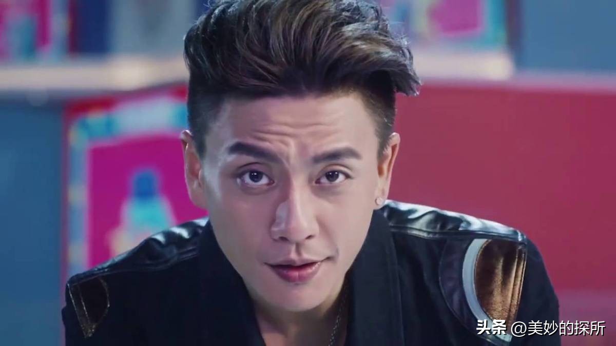 黄宗泽钟汉良同台,钟汉良和黄宗泽谁大