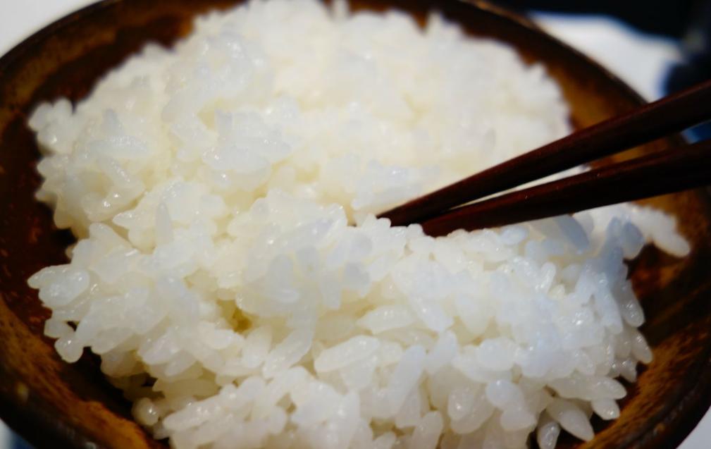 米饭怎样蒸才软糯香脆好吃,米饭怎么蒸才能又软又香