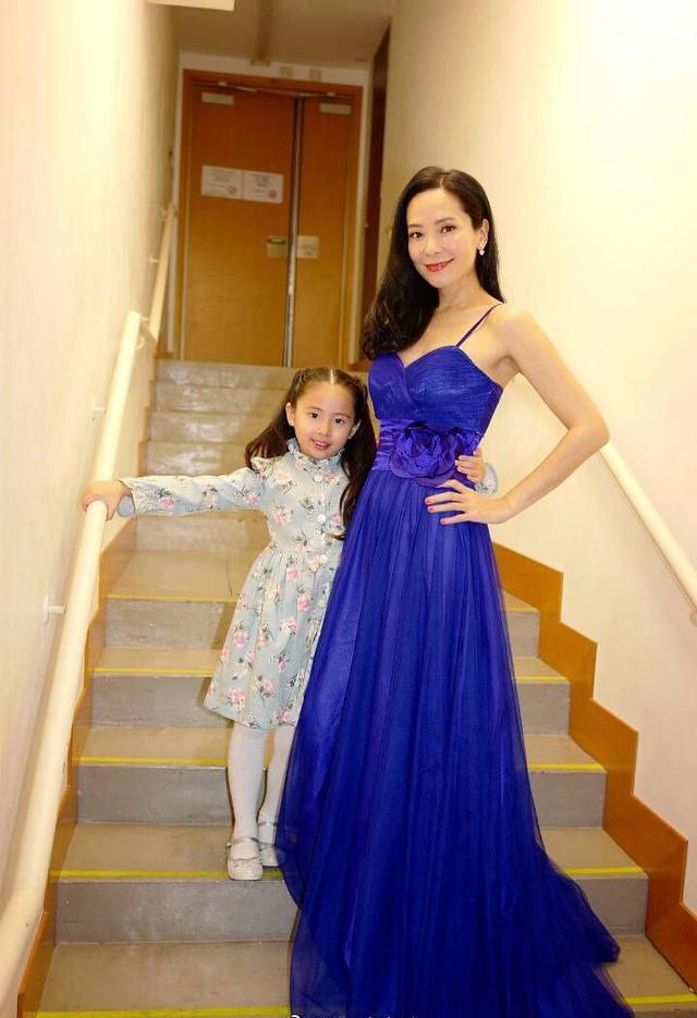 混血港姐郭羡妮,郭羡妮混血港姐嫁河南农村