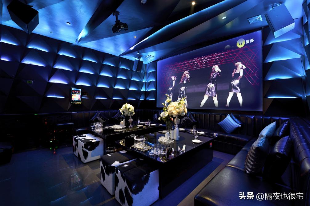 为什么很多ktv濒临倒闭,9年倒闭7万家年轻人抛弃ktv