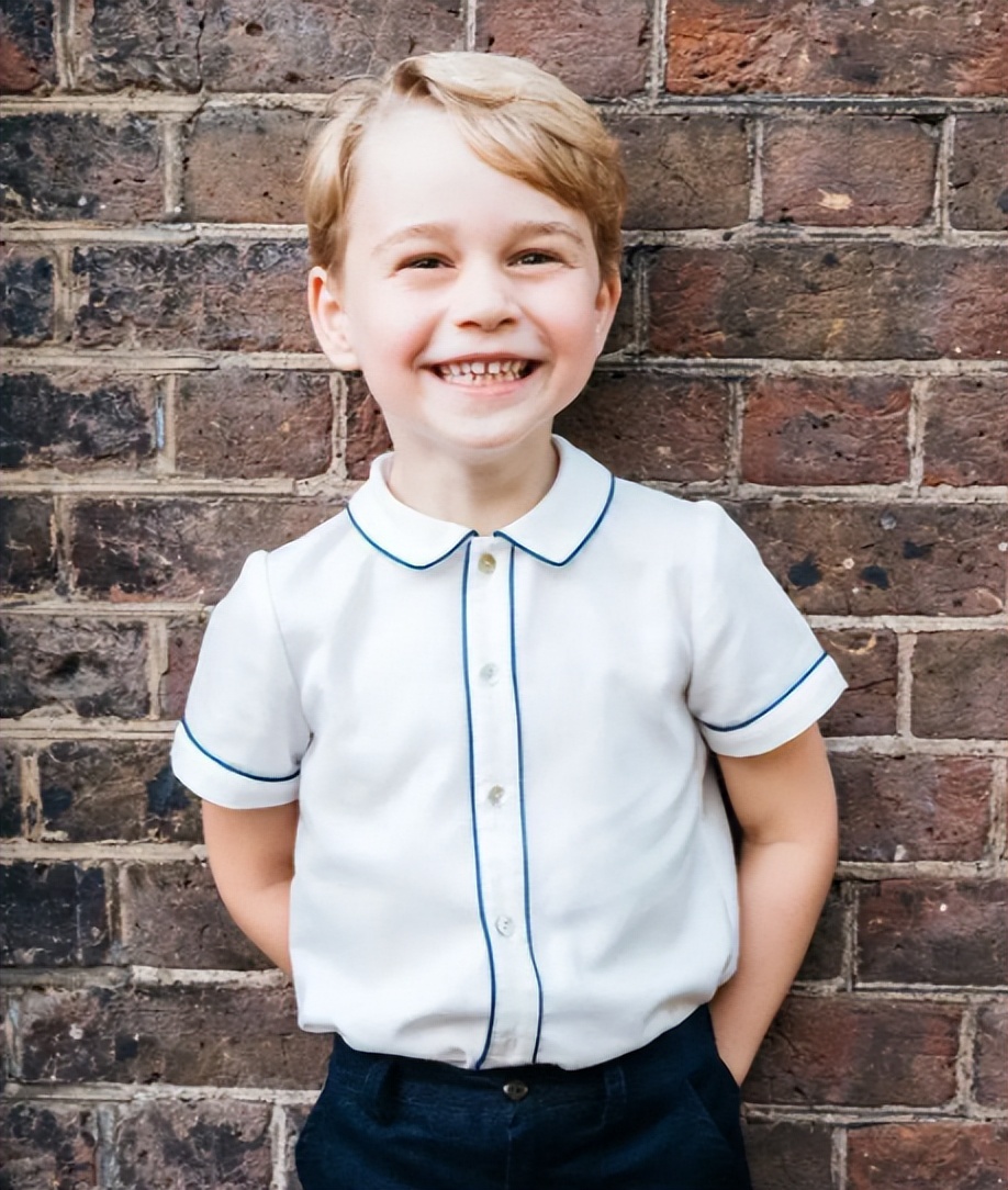 太会投胎了！全球超有钱的4个小孩，3位来自王室，1位来自中国