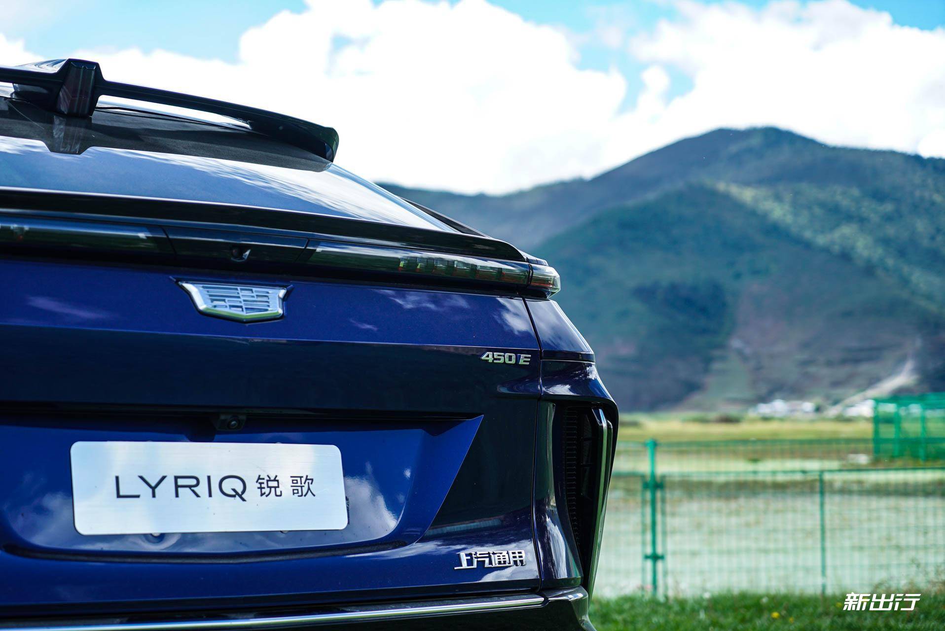 跨山越水原唱完整版,跨山越水