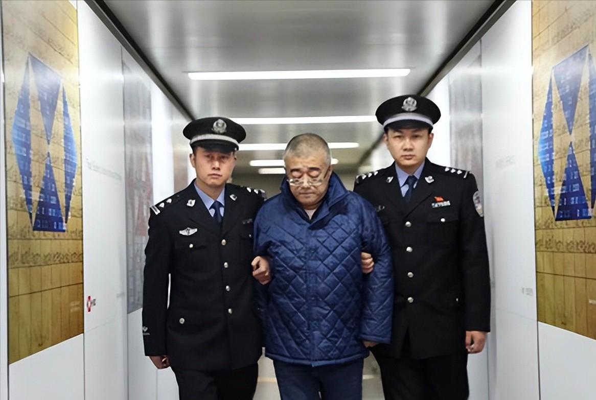 黑社会老大被判死刑,黑老大执行枪决后续