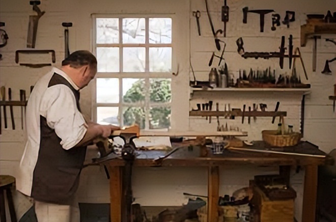 美国劫匪抢劫小卖店,美国抢劫犯不敢抢的店