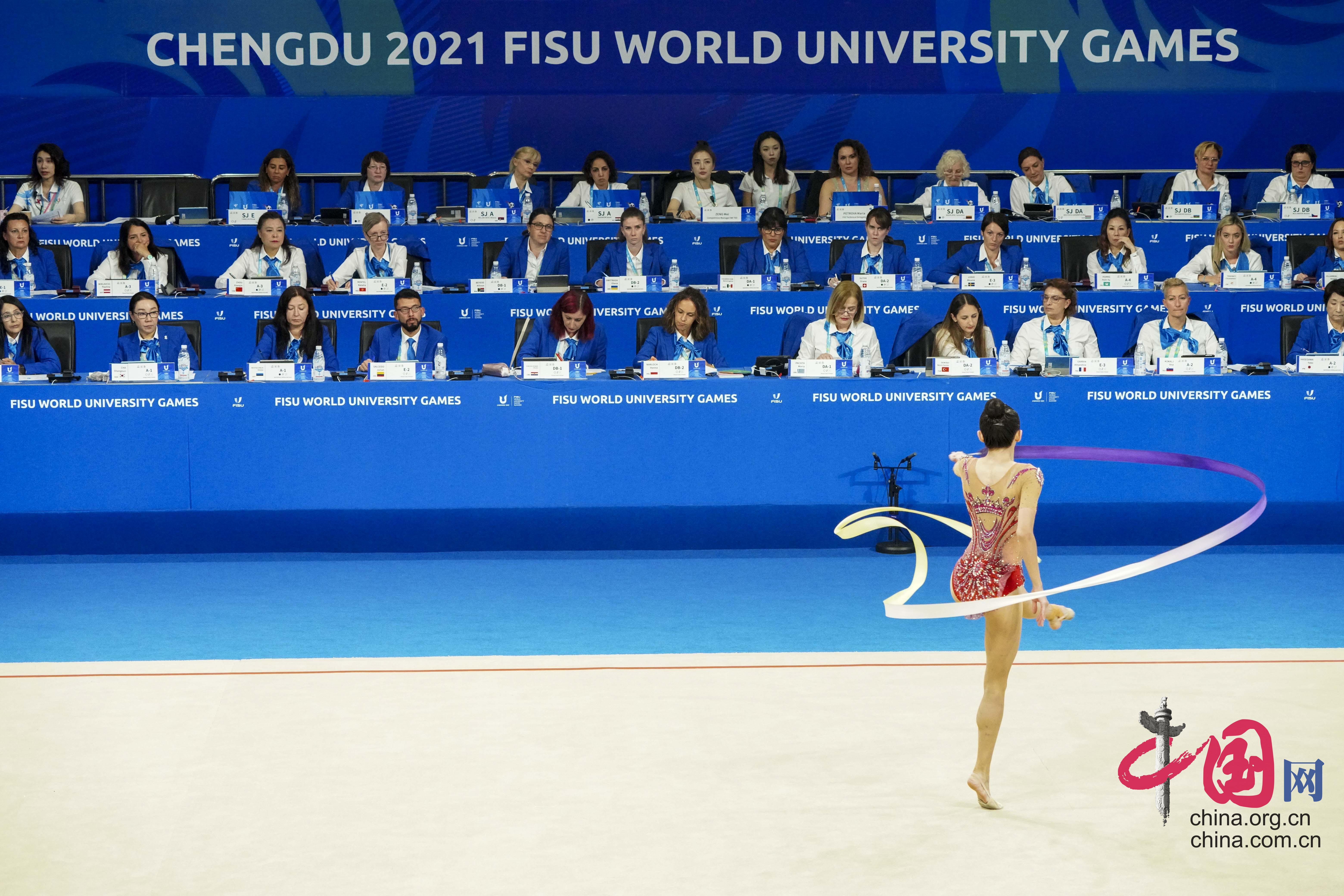 【青春主场】艺术体操集体全能项目中国队夺金：感谢成都人民”