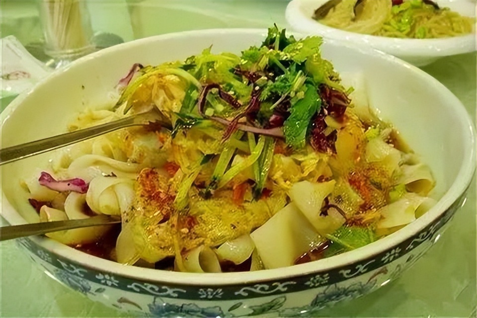 鸣沙山月牙泉游记,鸣沙山月牙泉之行